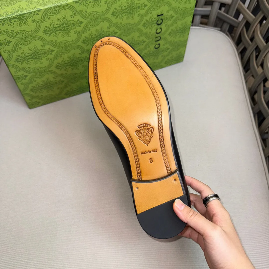 Men's shoes 💰900 Gucci ~ High-end genuine leather outsole men's casual leather shoes | The upper is made of imported original first-layer cowhide material | Classic horsebit decoration | Leather handmade tassel embellishment | Low-key luxury temperament | Comfortable foot feel | Imported genuine leather outsole | First-layer cowhide inner cowhide pad | Fine details Size: 39-44 (customized at 45.46)